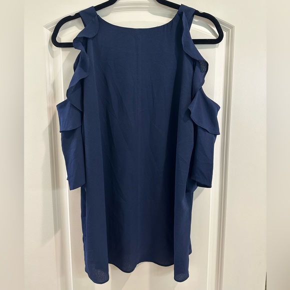 Umgee Medium Open Shoulder Navy Top - Picture 2 of 5